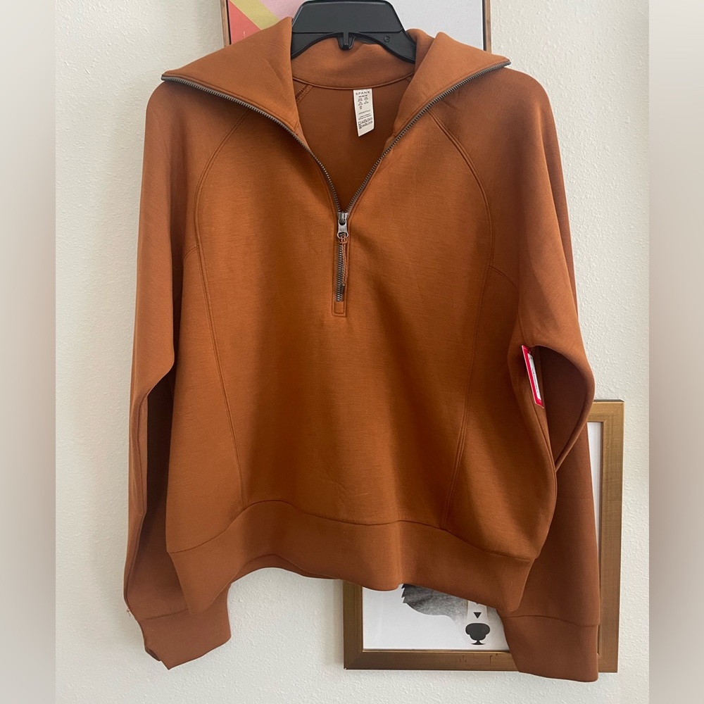 NWT Size Medium Spanx Air Essentials Half Zip Top